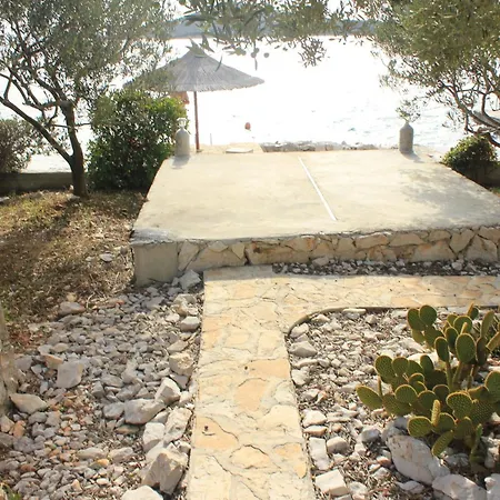 Сasa de vacaciones Secluded Fisherman's Cove Vitane, Pasman - 8484 Tkon