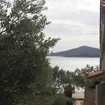 Secluded Fisherman's Cove Vitane, Pasman - 8484 * Tkon