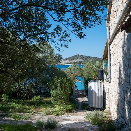 Secluded Fisherman's Cove Vitane, Pasman - 8484 * Tkon