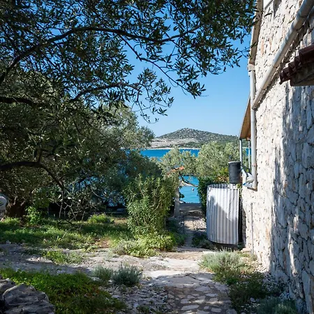 Secluded Fisherman's Cove Vitane, Pasman - 8484