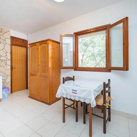 Secluded Fisherman's Cove Vitane, Pasman - 8484 Vikendica Tkon