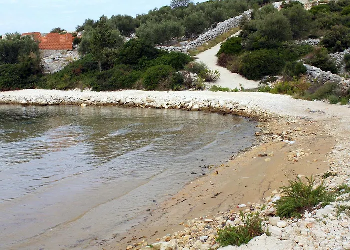 Secluded Fisherman's Cove Vitane, Pasman - 8484 Tkon